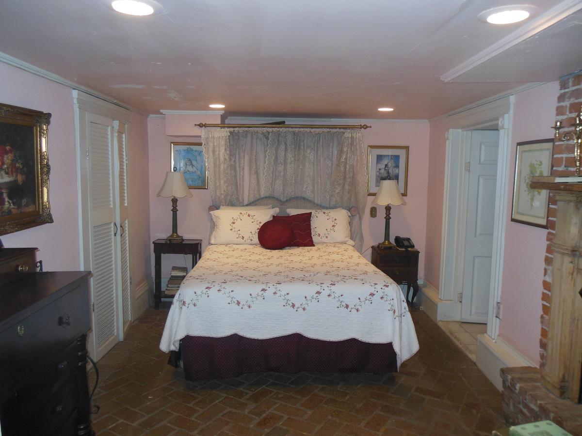 The Inn At Cedar Grove Vicksburg Room photo